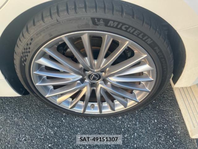 Lexus IS 2021-03 8245718-10