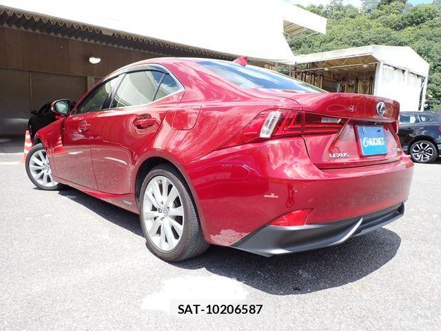 Lexus IS 2013-09 8245716-2