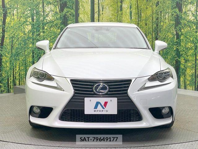 Lexus IS 2013-10 8245721-13