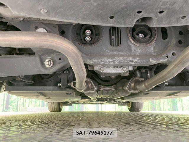 Lexus IS 2013-10 8245721-18