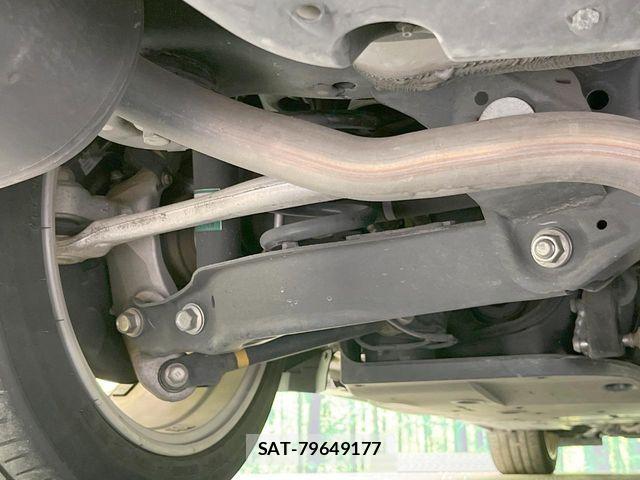 Lexus IS 2013-10 8245721-19