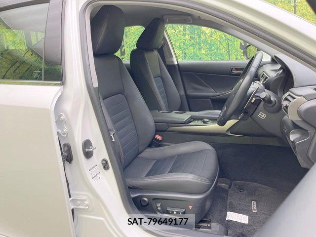 Lexus IS 2013-10 8245721-7
