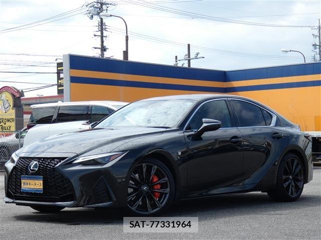 Lexus IS 2024-06 8245717-0