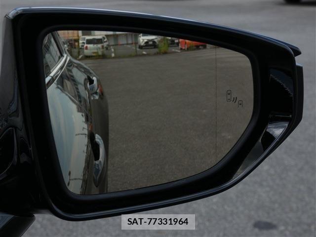 Lexus IS 2024-06 8245717-20