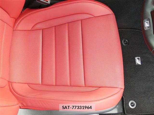 Lexus IS 2024-06 8245717-29