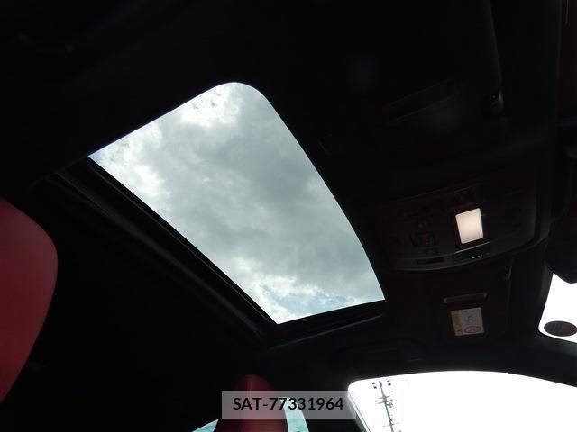 Lexus IS 2024-06 8245717-3
