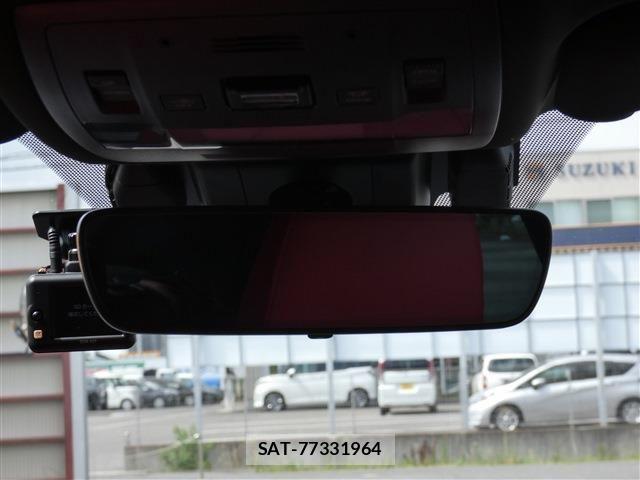 Lexus IS 2024-06 8245717-7