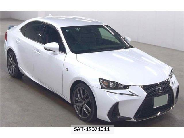Lexus IS 2017-07 761512-0