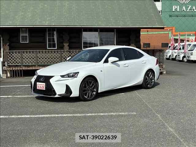 Lexus IS 2017-03 1354708-0