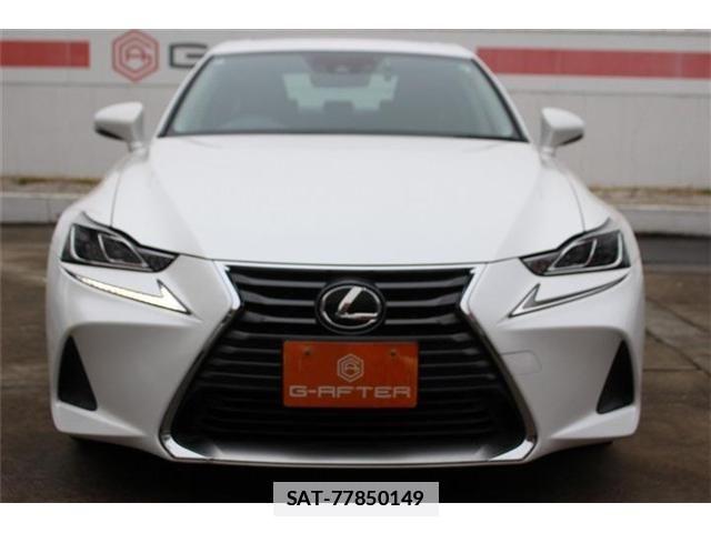 Lexus IS 2016-12 2081746-8