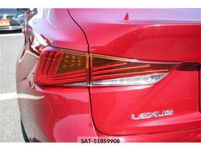 Lexus IS 2017-03 4241760-18