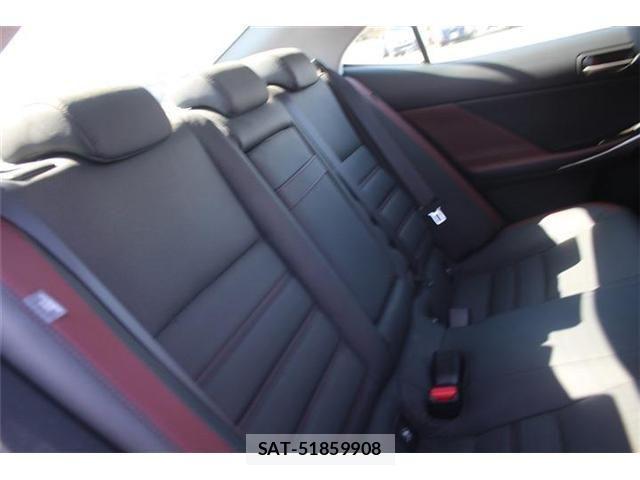 Lexus IS 2017-03 4241760-25