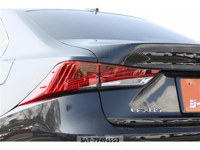 Lexus IS 2017-03 5870842-17