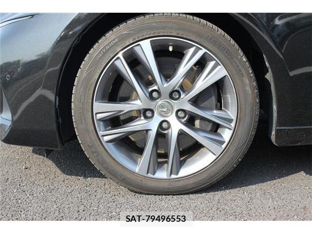 Lexus IS 2017-03 5870842-26