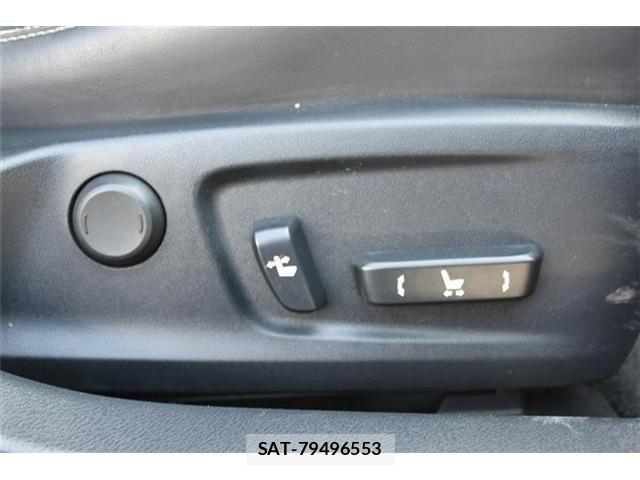 Lexus IS 2017-03 5870842-6