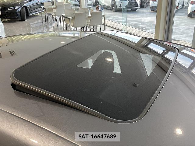 Lexus IS 2017-04 6612796-4