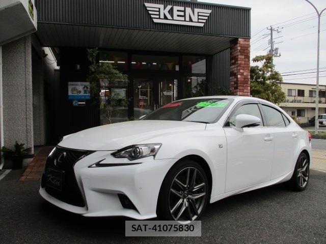 Lexus IS 2015-08 6672255-0
