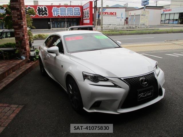 Lexus IS 2015-08 6672255-2