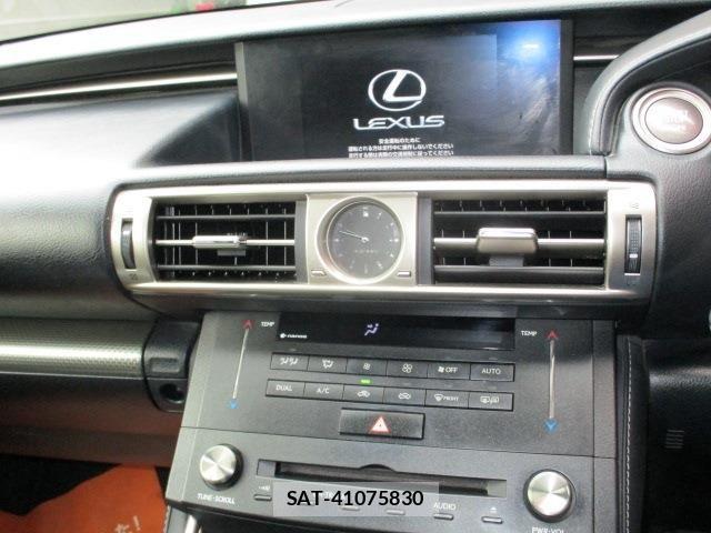 Lexus IS 2015-08 6672255-7