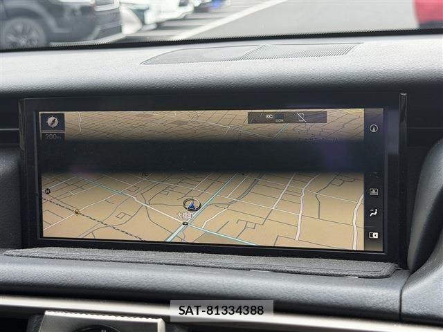 Lexus IS 2017-01 8666387-1