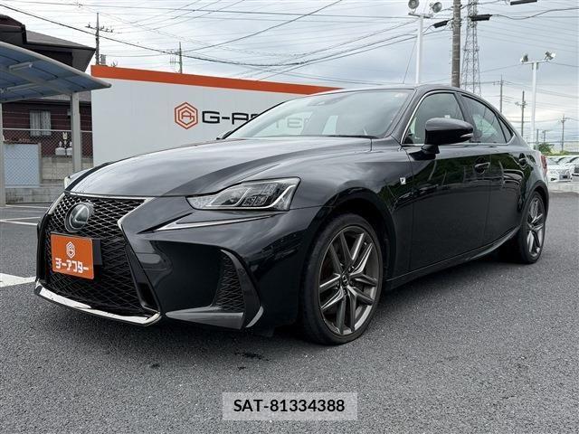 Lexus IS 2017-01 8666387-22