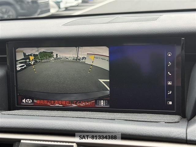 Lexus IS 2017-01 8666387-2