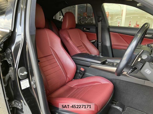 Lexus IS 2017-03 8829939-18