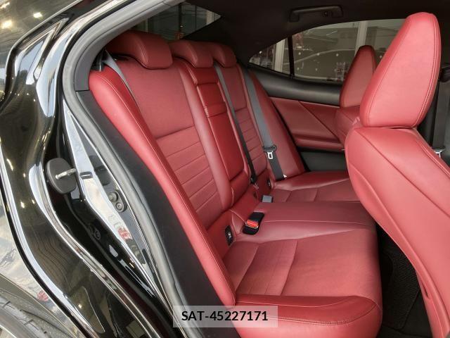 Lexus IS 2017-03 8829939-19
