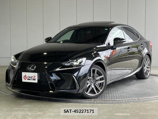 Lexus IS 2017-03 8829939-25