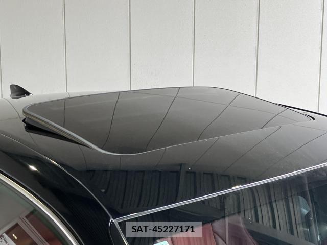 Lexus IS 2017-03 8829939-5