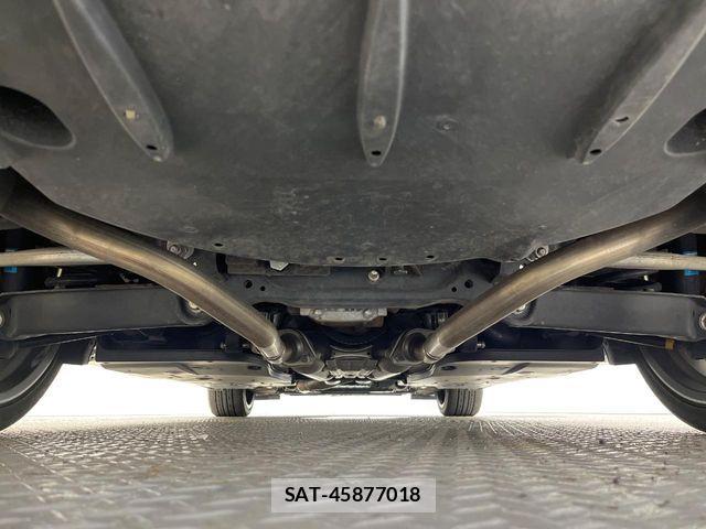 Lexus IS 2017-03 8880487-19