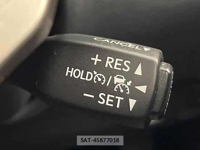 Lexus IS 2017-03 8880487-7