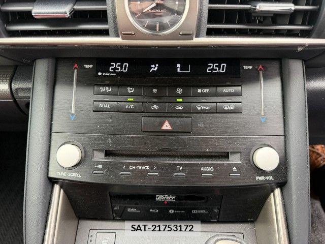 Lexus IS 2017-03 8880485-12