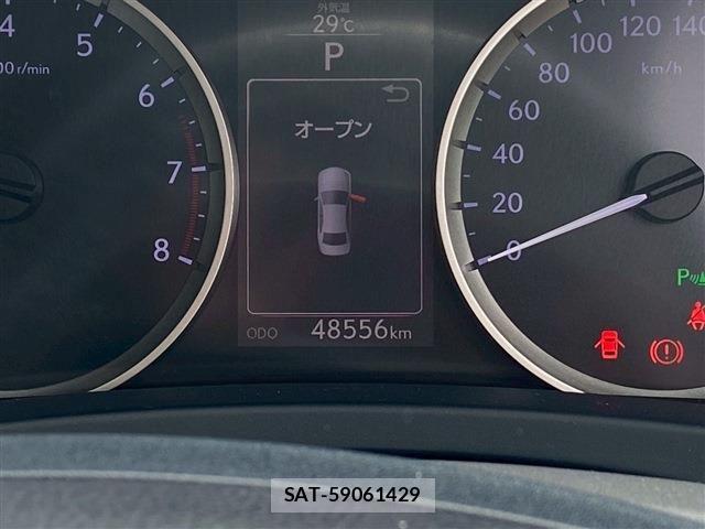 Lexus IS 2015-02 1053092-17