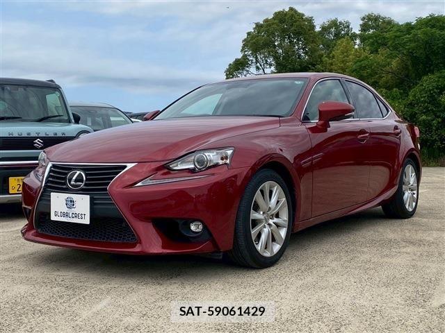 Lexus IS 2015-02 1053092-6