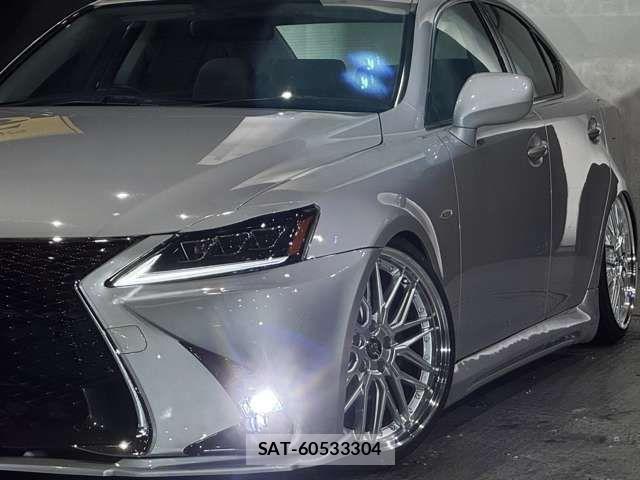 Lexus IS 2006-09 1345975-9