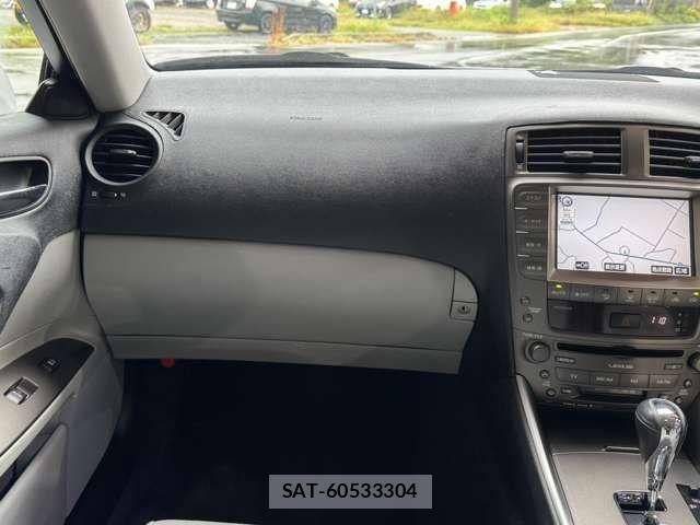 Lexus IS 2006-09 1345975-19