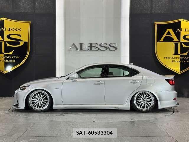 Lexus IS 2006-09 1345975-4