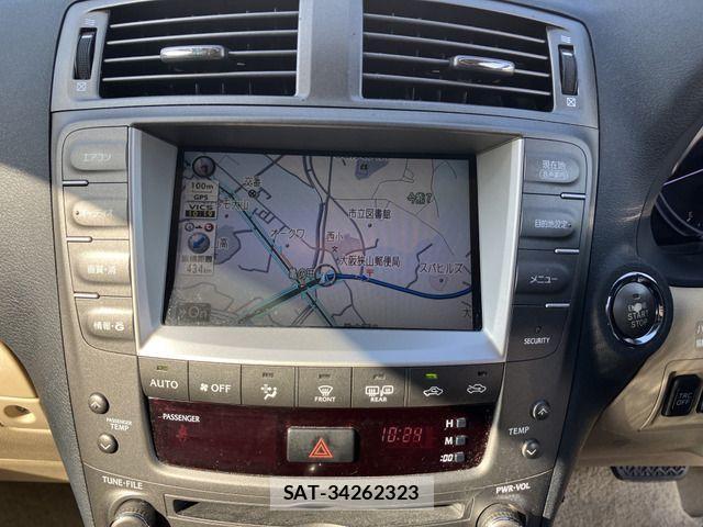 Lexus IS 2006-01 2668741-8