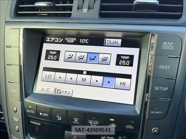 Lexus IS 2012-07 4326180-12