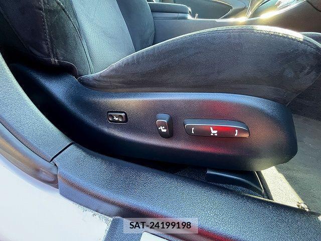 Lexus IS 2007-06 4371524-17
