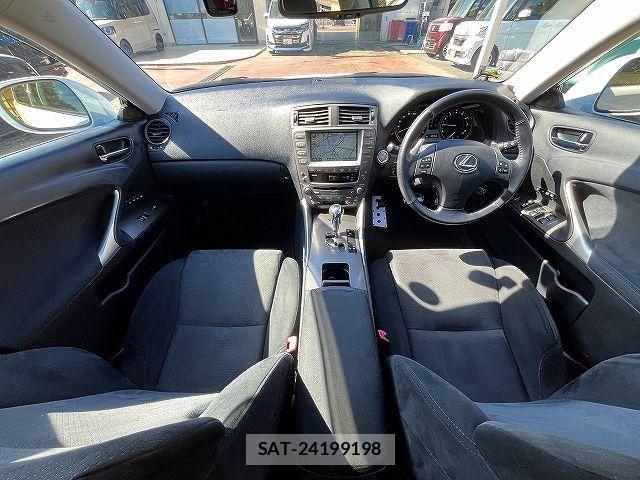 Lexus IS 2007-06 4371524-1