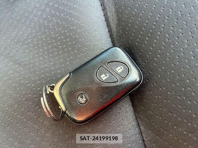 Lexus IS 2007-06 4371524-25