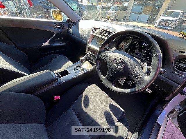 Lexus IS 2007-06 4371524-3