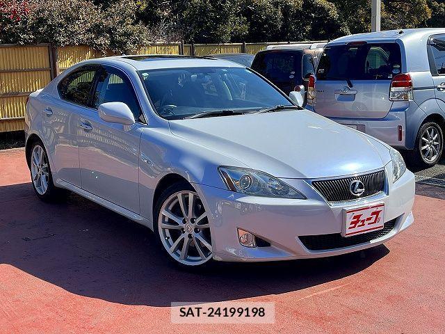 Lexus IS 2007-06 4371524-6