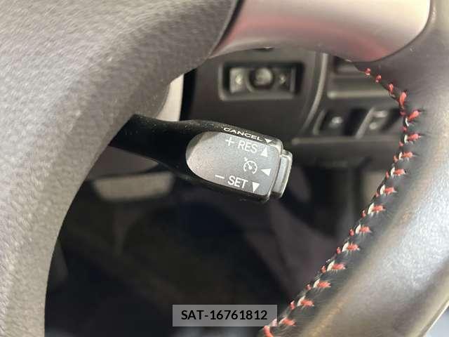 Lexus IS 2014-05 6003176-17