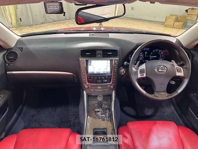 Lexus IS 2014-05 6003176-23