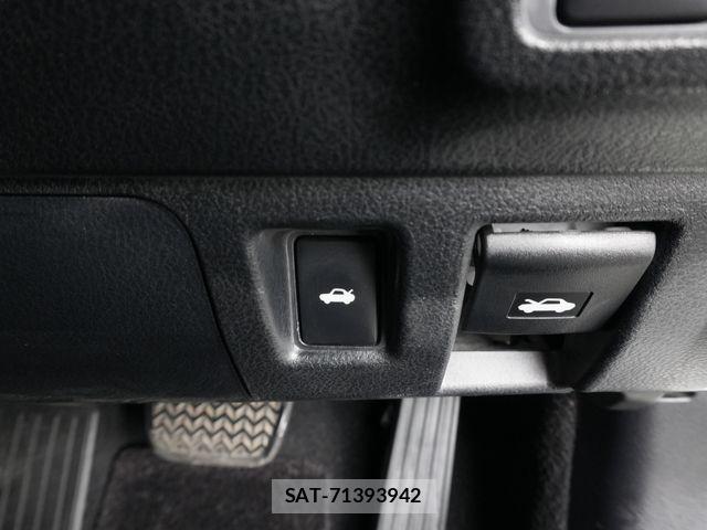 Lexus IS 2014-09 6003177-18