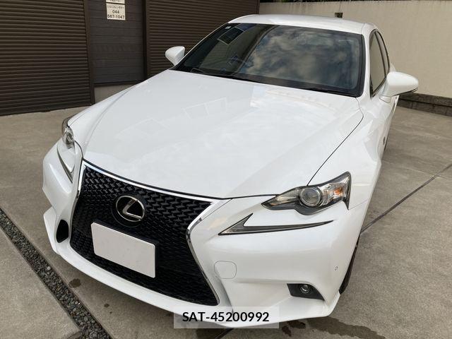 Lexus IS 2015-03 6907677-0