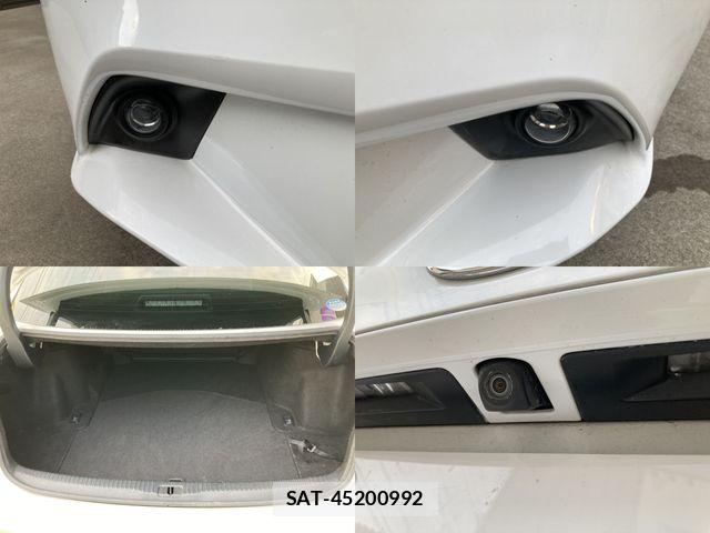 Lexus IS 2015-03 6907677-4
